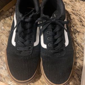 Super cool Boys Corduroy Vans sz 4